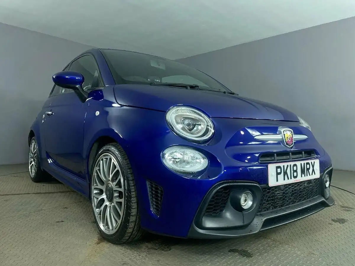 2018-abarth-595-14-tjet-big-10