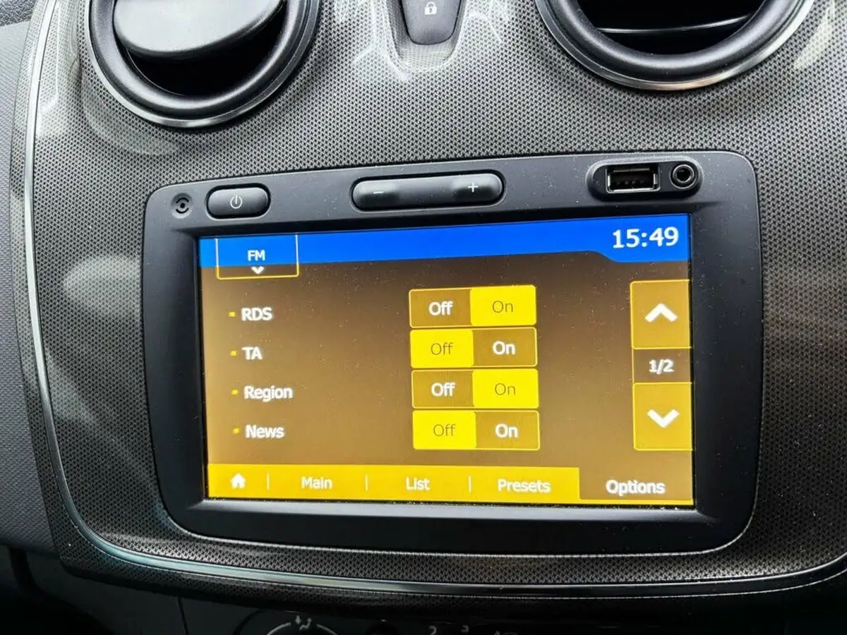2020-dacia-sandero-stepway-09-tce-comfort-big-12