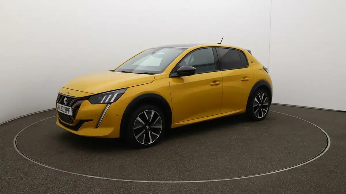 2022-peugeot-208-e-gt-premium-big-62