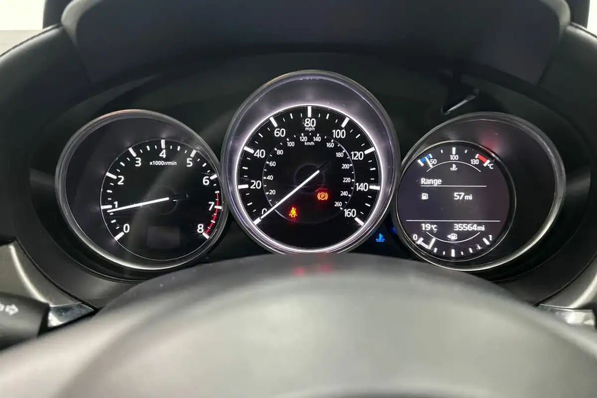2018-mazda-mazda6-20-skyactiv-g-se-l-lux-nav-tourer-5d-big-9
