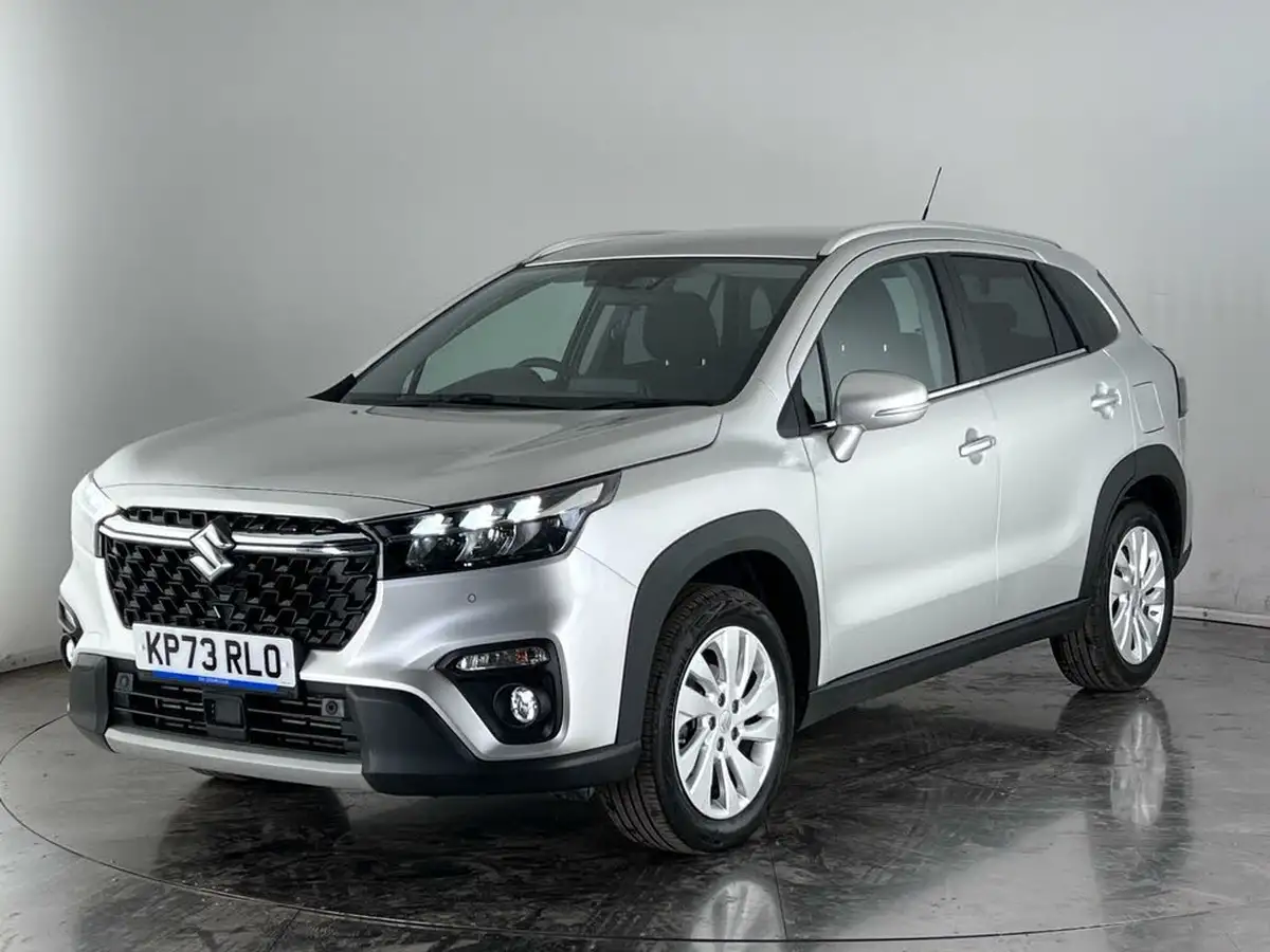 2023-suzuki-s-cross-14-boosterjet-motion-big-2