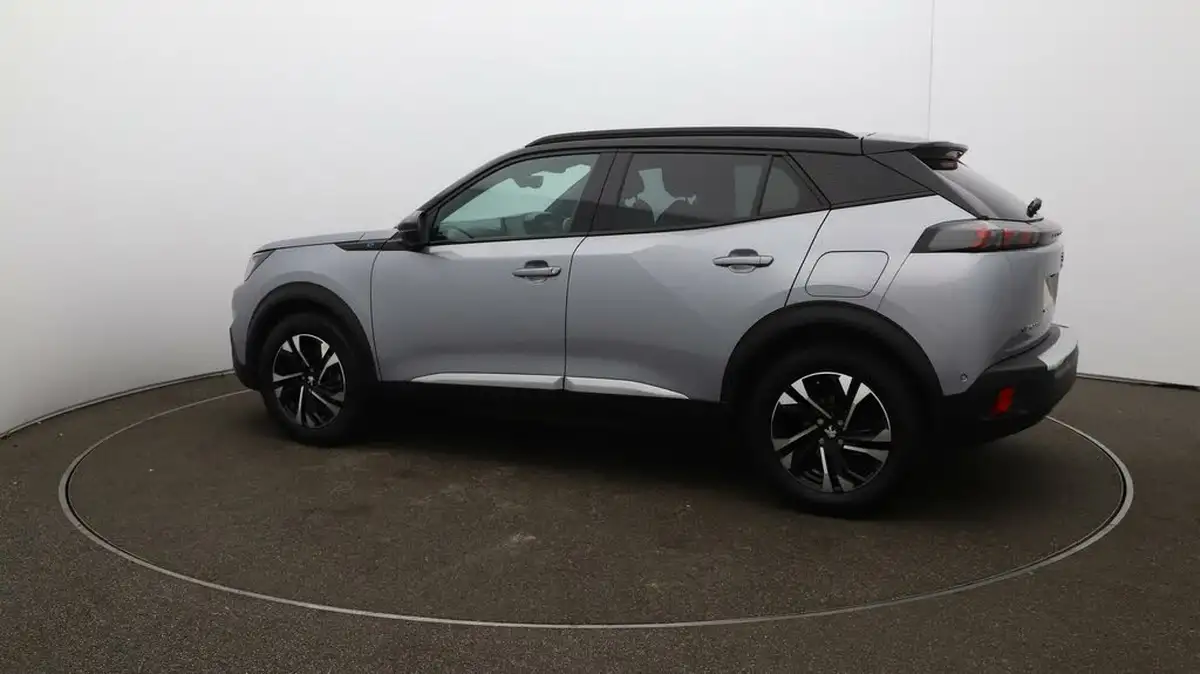 2023-peugeot-2008-suv-e-gt-136bhp-50kwh-station-wagon-big-40
