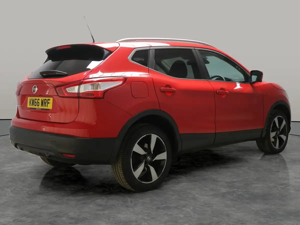 2017-nissan-qashqai-15dci-n-connecta-99g-big-8