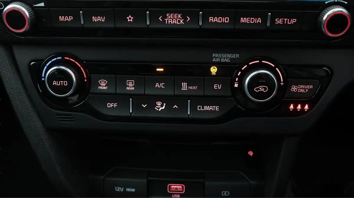 2021-kia-e-niro-ev-4-big-12