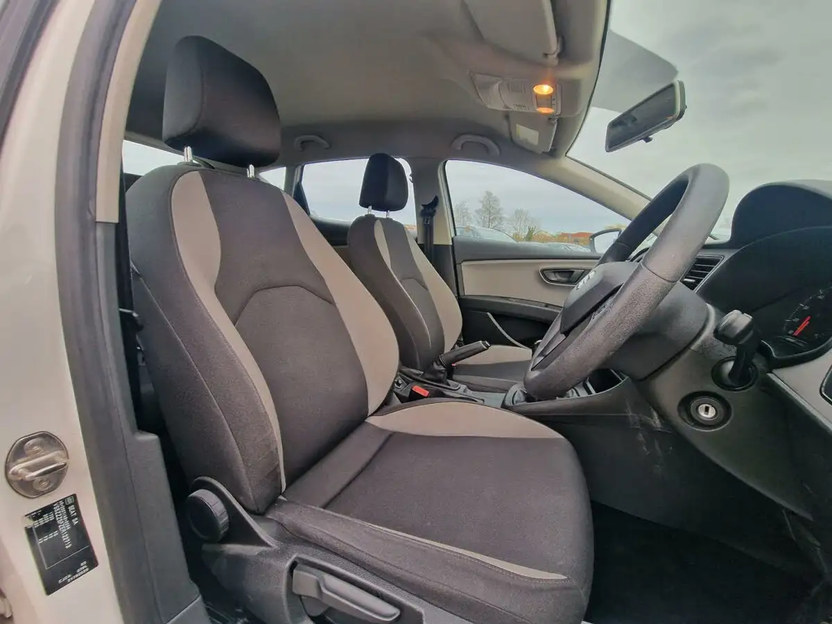 2014-seat-leon-12-105ps-ss-hatchback-5d-big-13