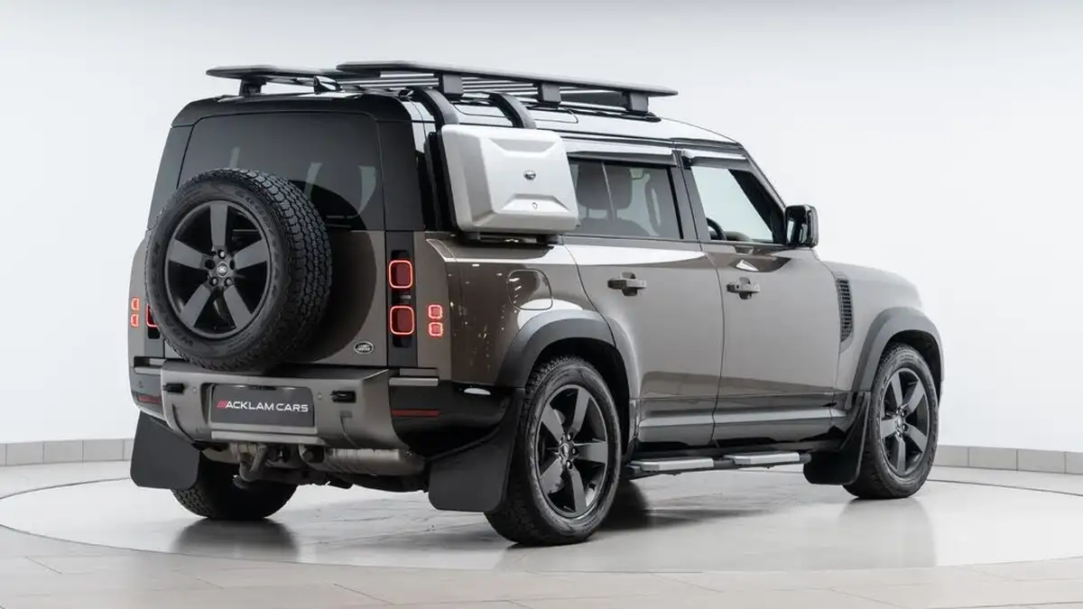 2023-land-rover-110-defender-30-d300-x-dynamic-hse-big-5