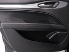 2022-alfa-romeo-stelvio-20-veloce-small-37