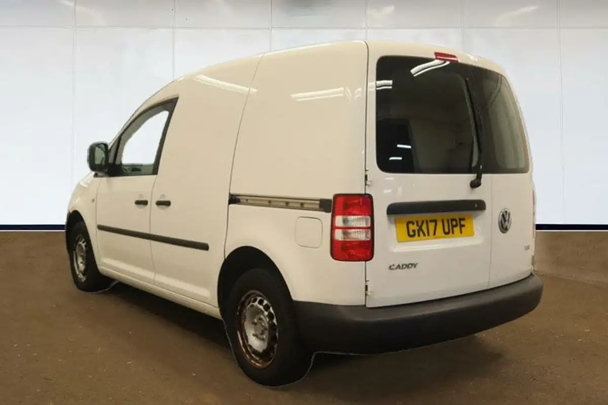 2017-volkswagen-caddy-big-2