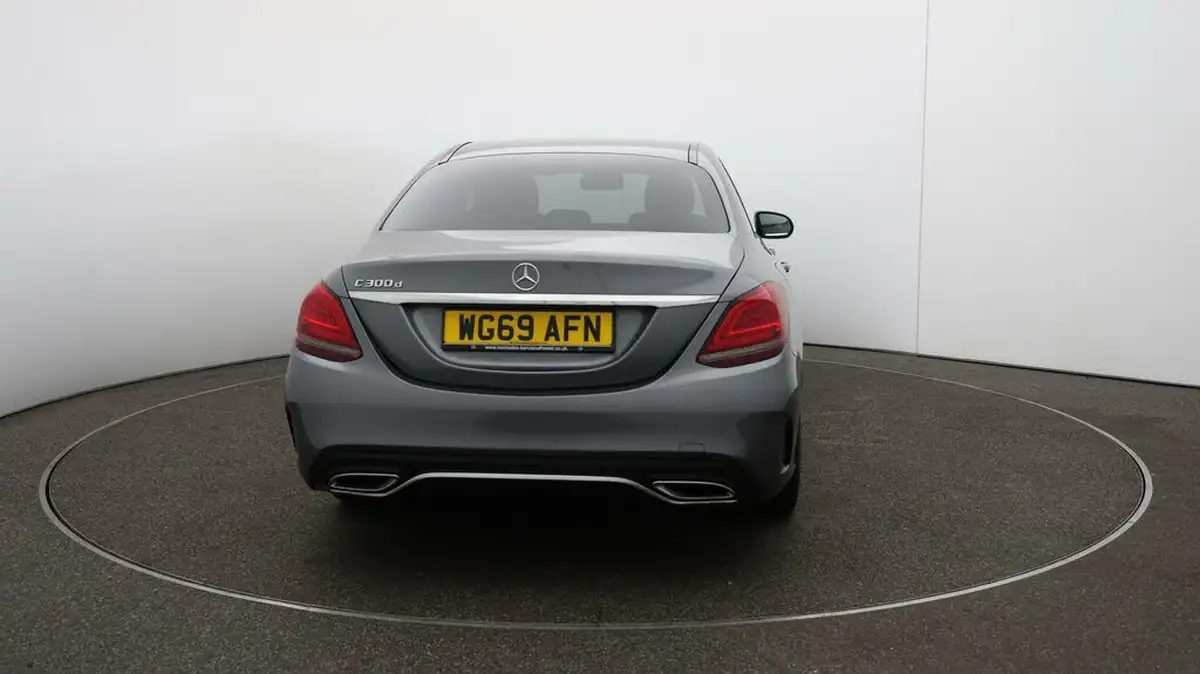2019-mercedes-benz-c-class-20d-c300d-amg-line-245ps-ss-saloon-4d-big-48