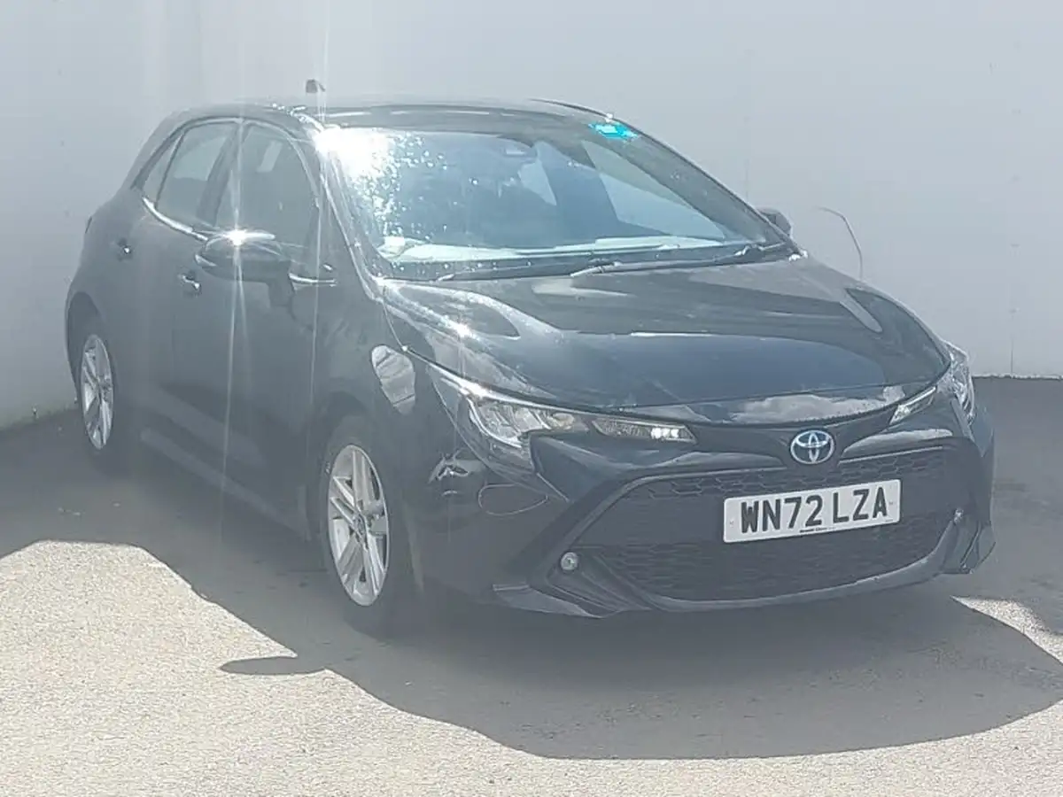 2022-toyota-corolla-20-vvt-i-icon-193bhp-hatchback-big-0
