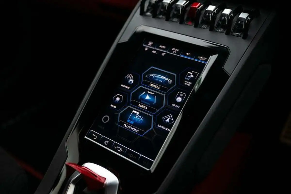 2019-lamborghini-huracan-52-evo-coupe-big-12