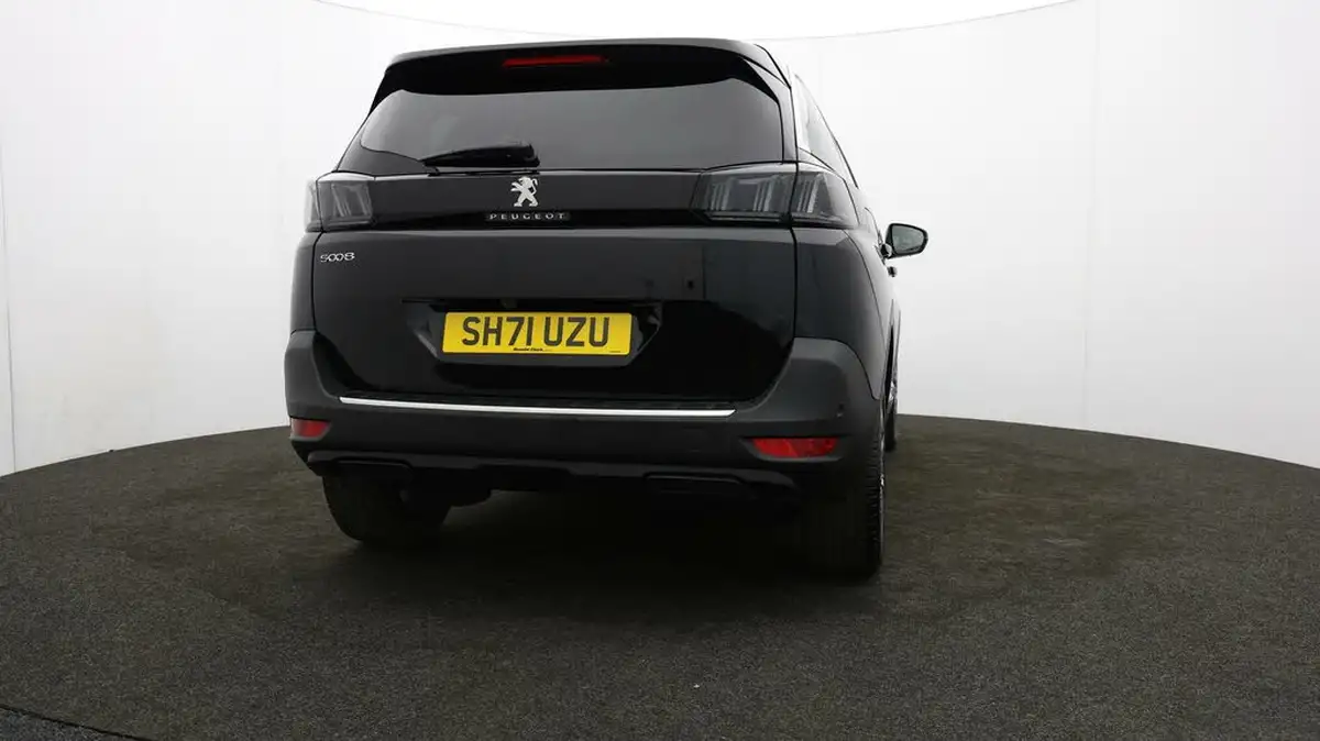 2021-peugeot-5008-suv-12-puretech-allure-big-69