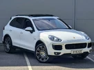 2016-porsche-cayenne-30-s-e-hybrid-small-0