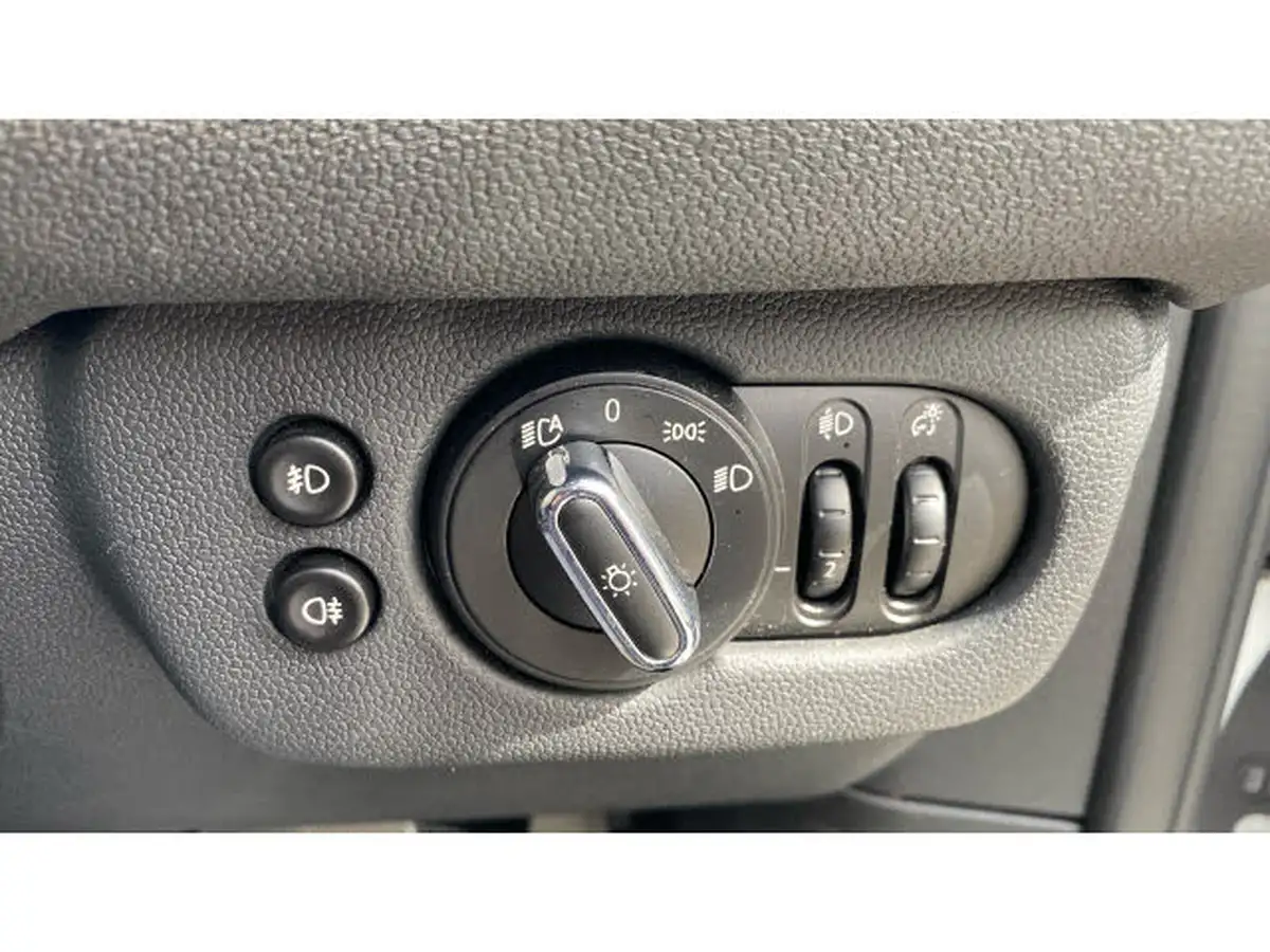 2023-mini-clubman-15-cooper-exclusive-premium-auto-big-21