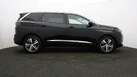 2021-peugeot-5008-suv-12-puretech-allure-small-32