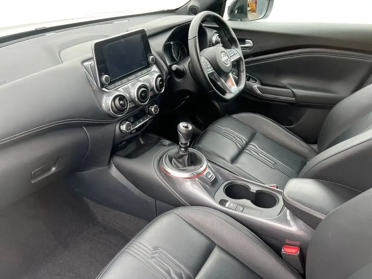 2023-nissan-juke-10-dig-t-tekna-big-9
