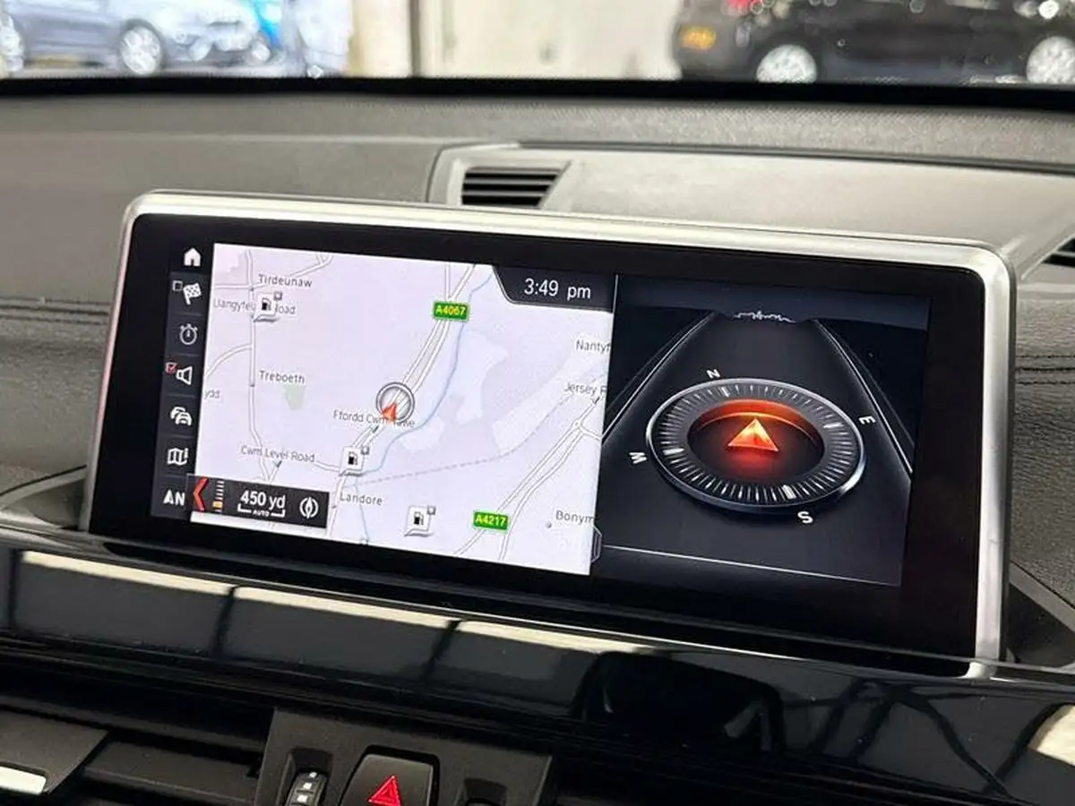 2021-bmw-x1-20-xdrive20i-xline-big-22