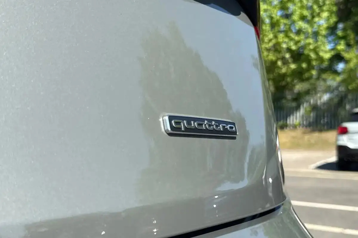 2024-audi-q5-20-45-tfsi-black-edition-station-wagon-big-37