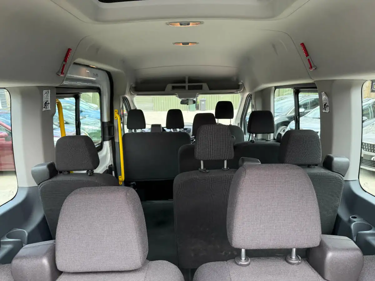 2016-ford-transit-22tdci-350-l2h2-125pseu6-hdt-bus-11-seats-big-2
