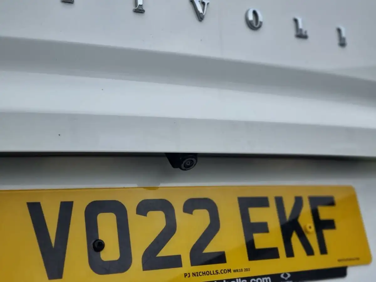 2022-kgm-ssangyong-tivoli-15-ultimate-big-5