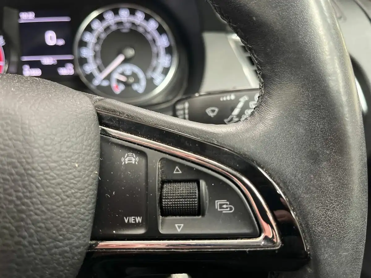 2020-skoda-fabia-10-tsi-se-95ps-estate-big-17