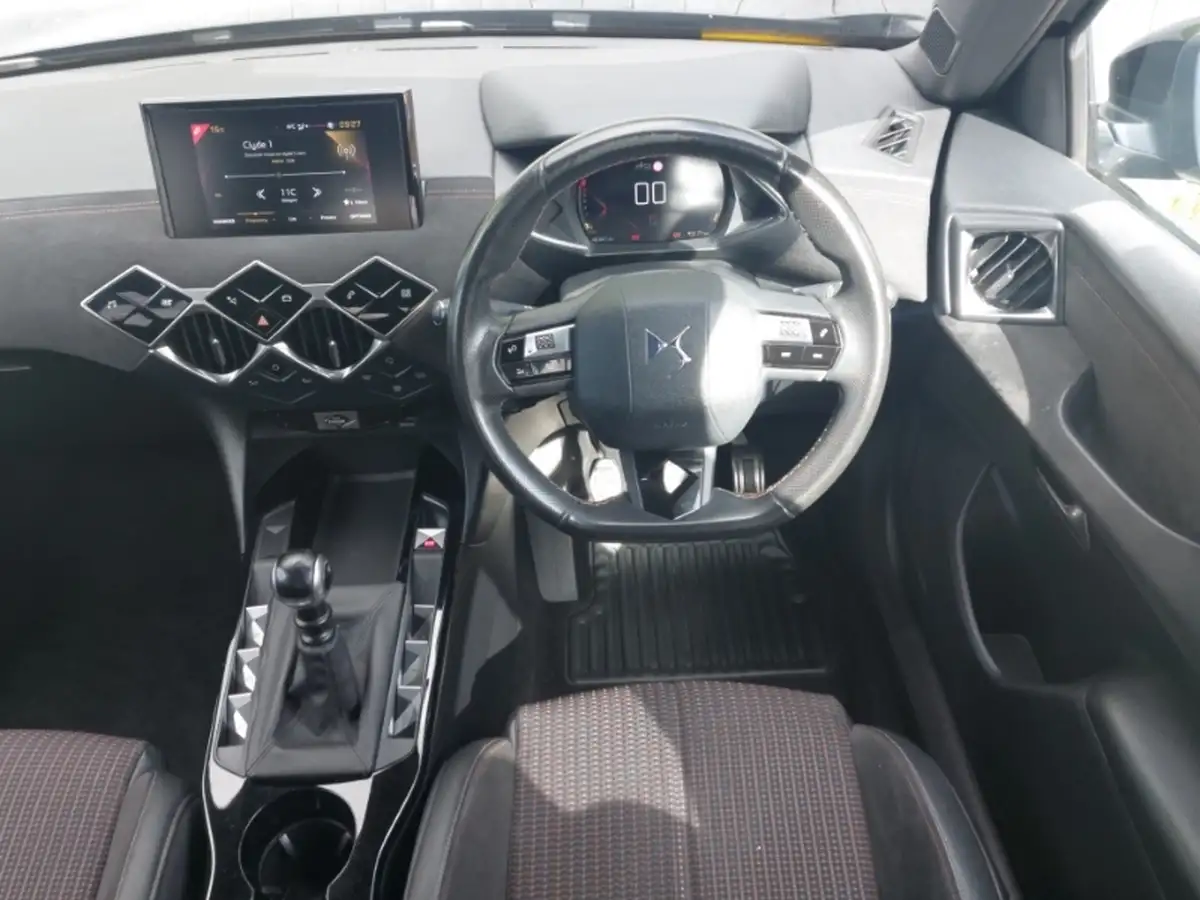 2019-ds-ds-3-crossback-12-puretech-performance-line-100ps-big-6