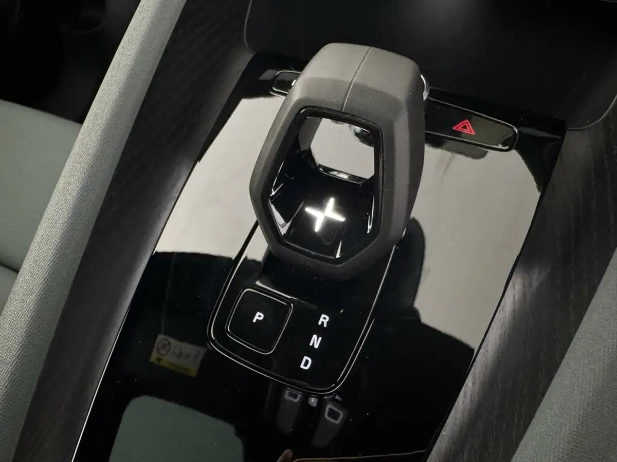 2020-polestar-polestar-2-e-ps2-big-19