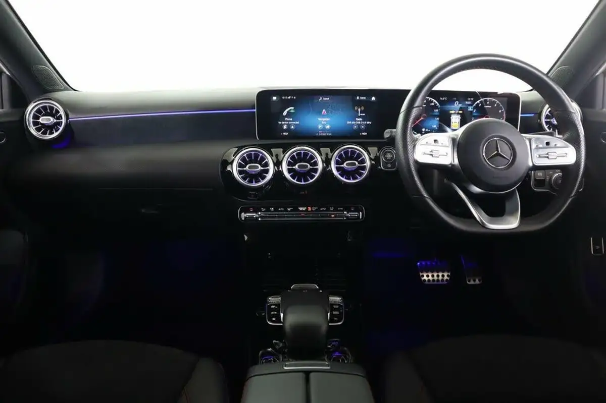2019-mercedes-benz-a-class-13-a200-amg-line-premium-saloon-4d-7g-dct-big-9