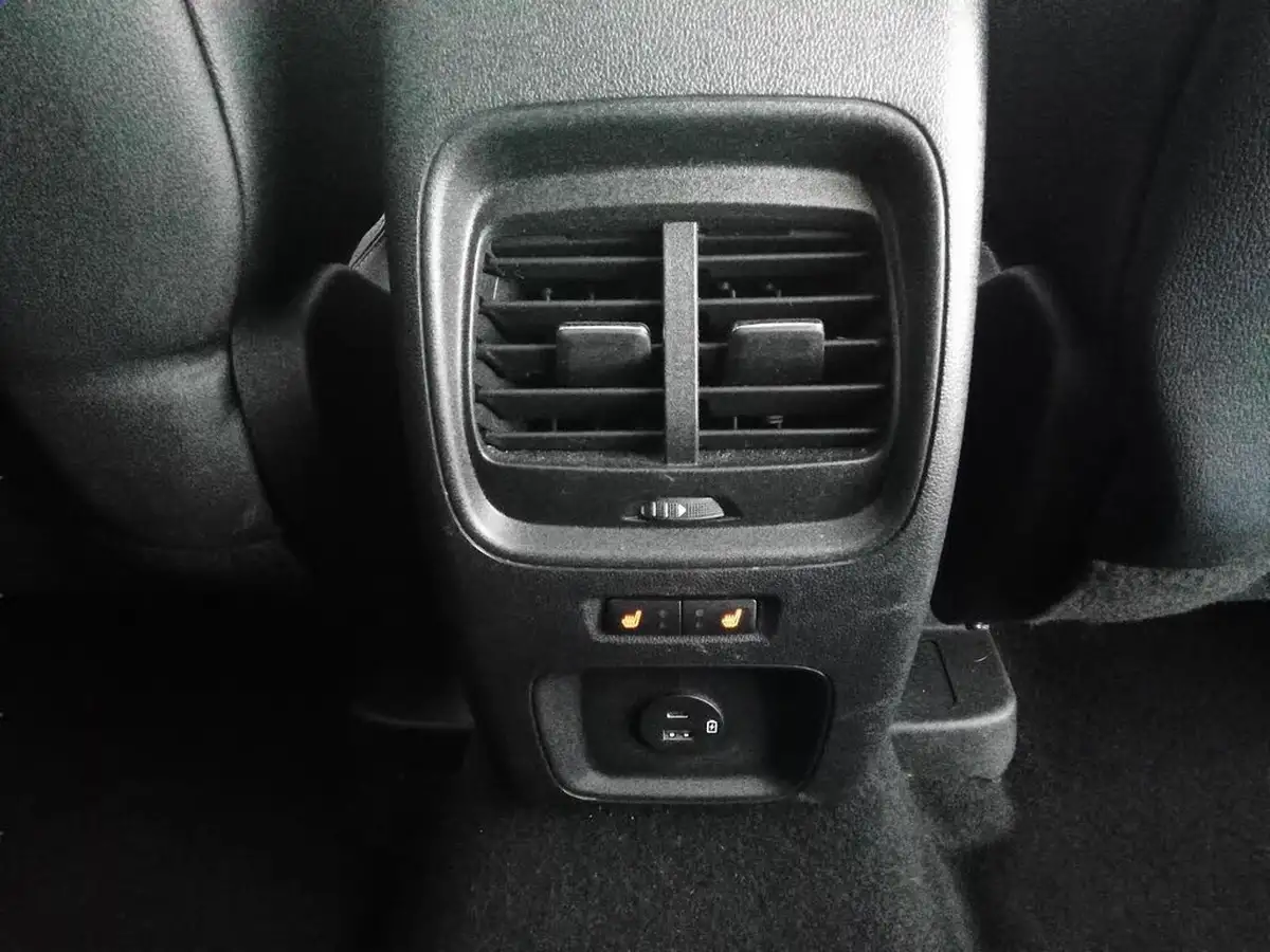 2021-ford-kuga-15-st-line-x-edition-big-15