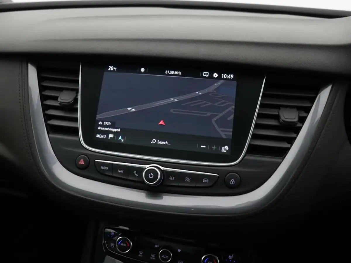 2021-vauxhall-grandland-x-15td-elite-nav-big-16