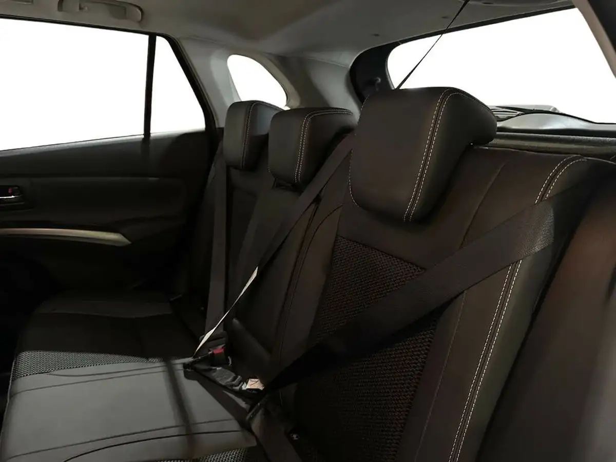 2024-suzuki-s-cross-15-ultra-allgrip-big-18
