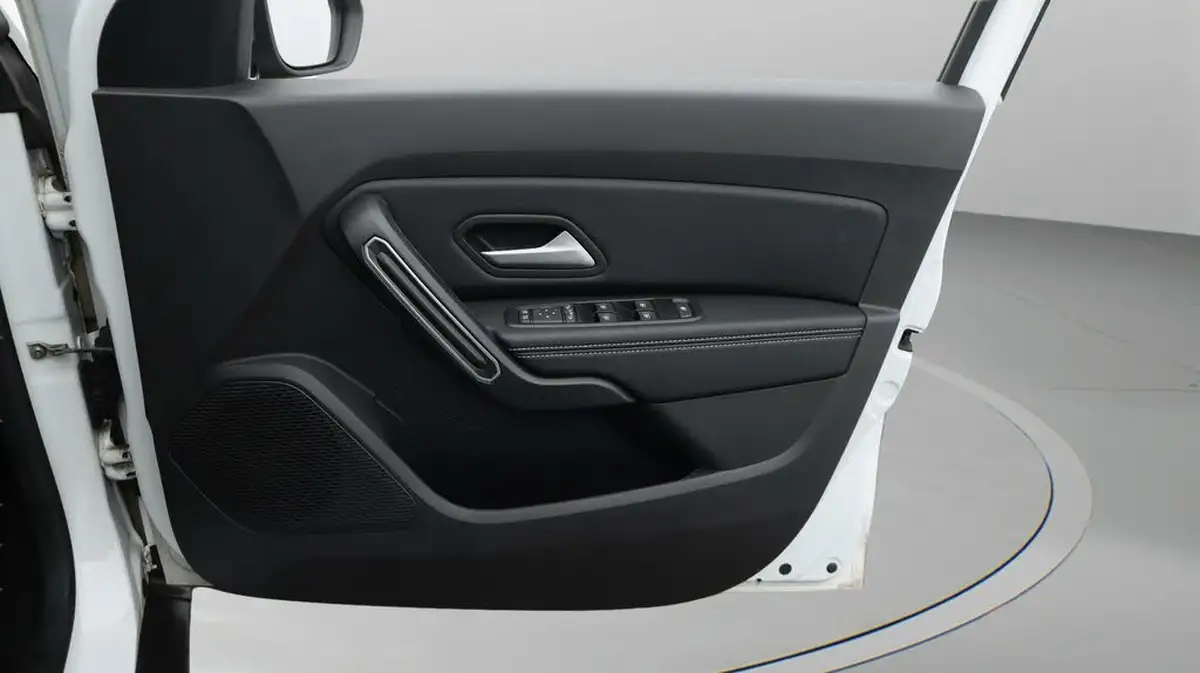 2023-dacia-duster-13-tce-journey-150bhp-edc-big-15