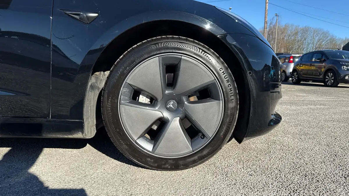 2021-tesla-model-3-e-standard-plus-big-19