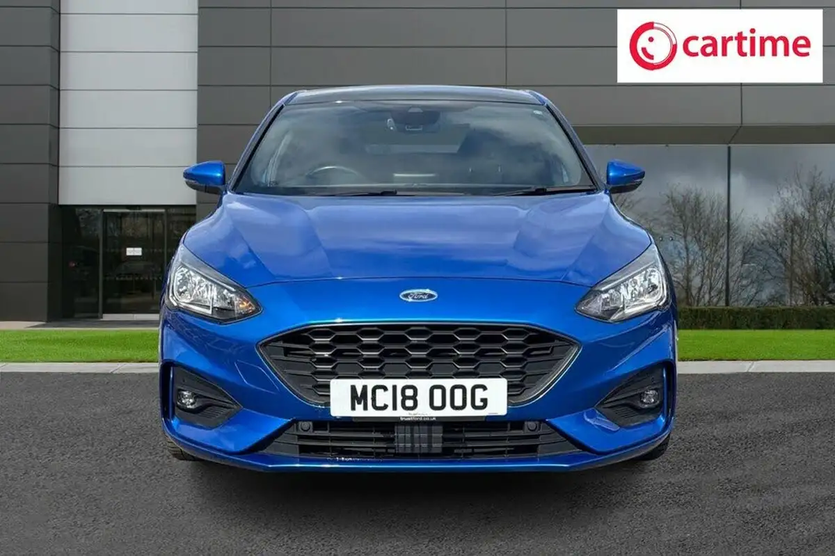 2018-ford-focus-10t-st-line-x-125ps-hatchback-big-3