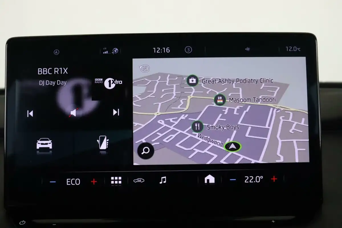 2021-skoda-enyaq-e-60-eco-suite-62-kwh-big-24
