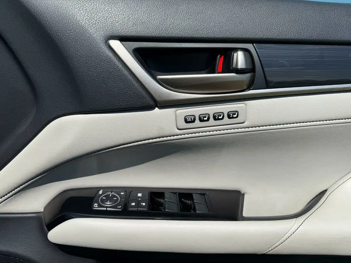 2015-lexus-gs-300h-25-luxury-big-11