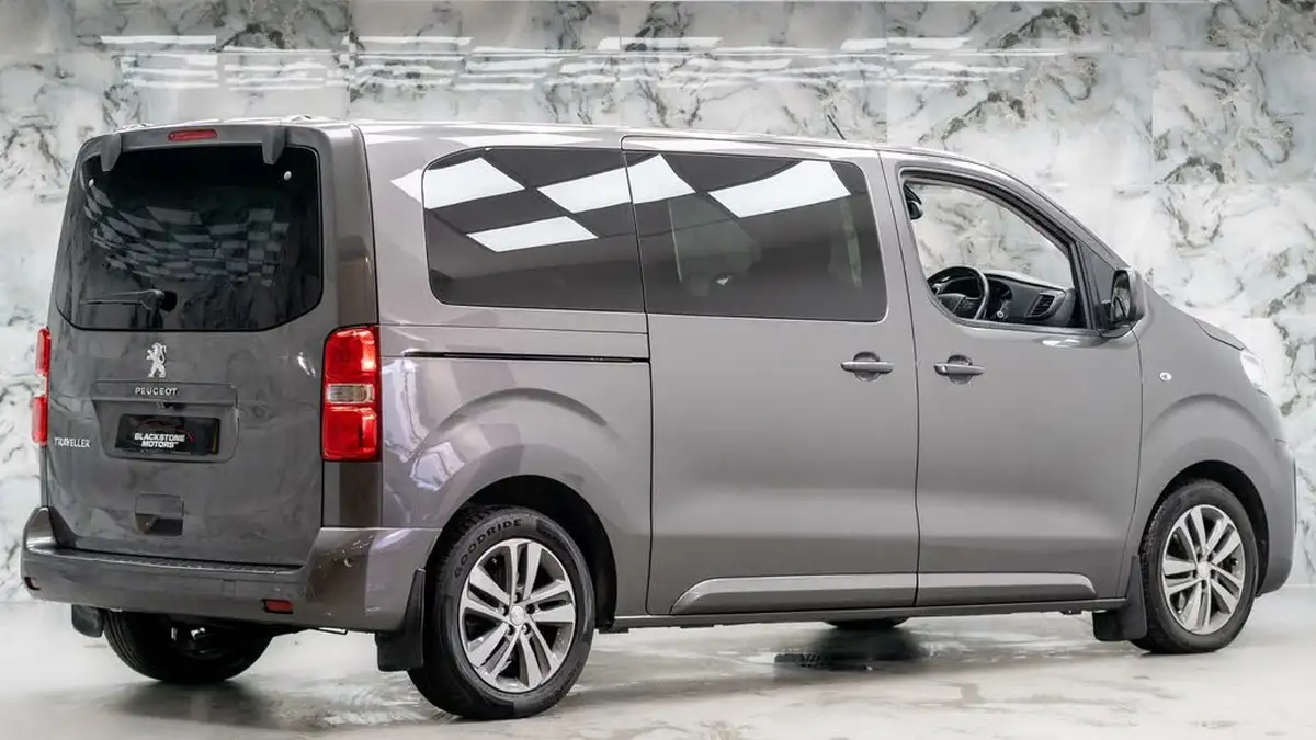 2018-peugeot-traveller-20-bluehdi-allure-20-bluehdi-180ps-standardss-eat8-big-7