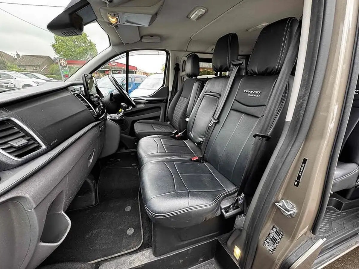 2018-ford-transit-custom-20tdci-320-l1h1-limited-130pseu6-double-cab-in-van-big-18