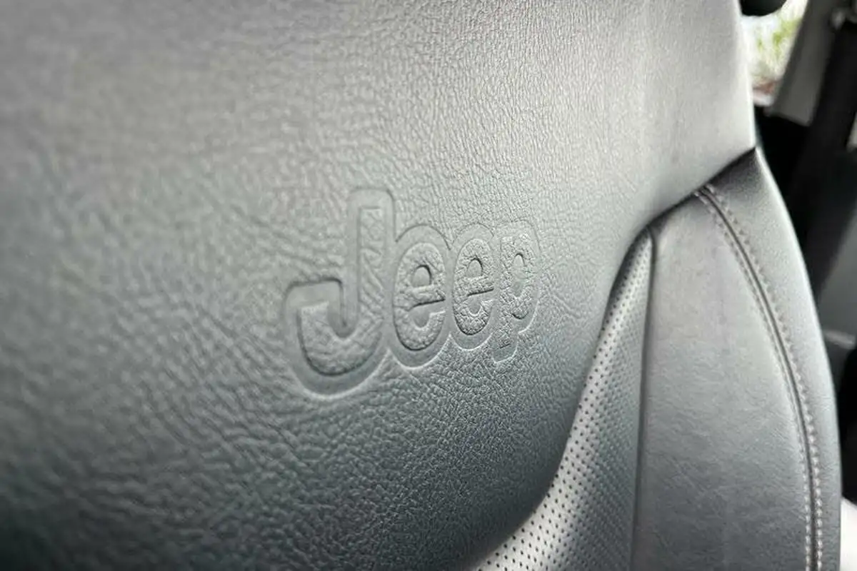 2023-jeep-compass-13-gse-s-big-21