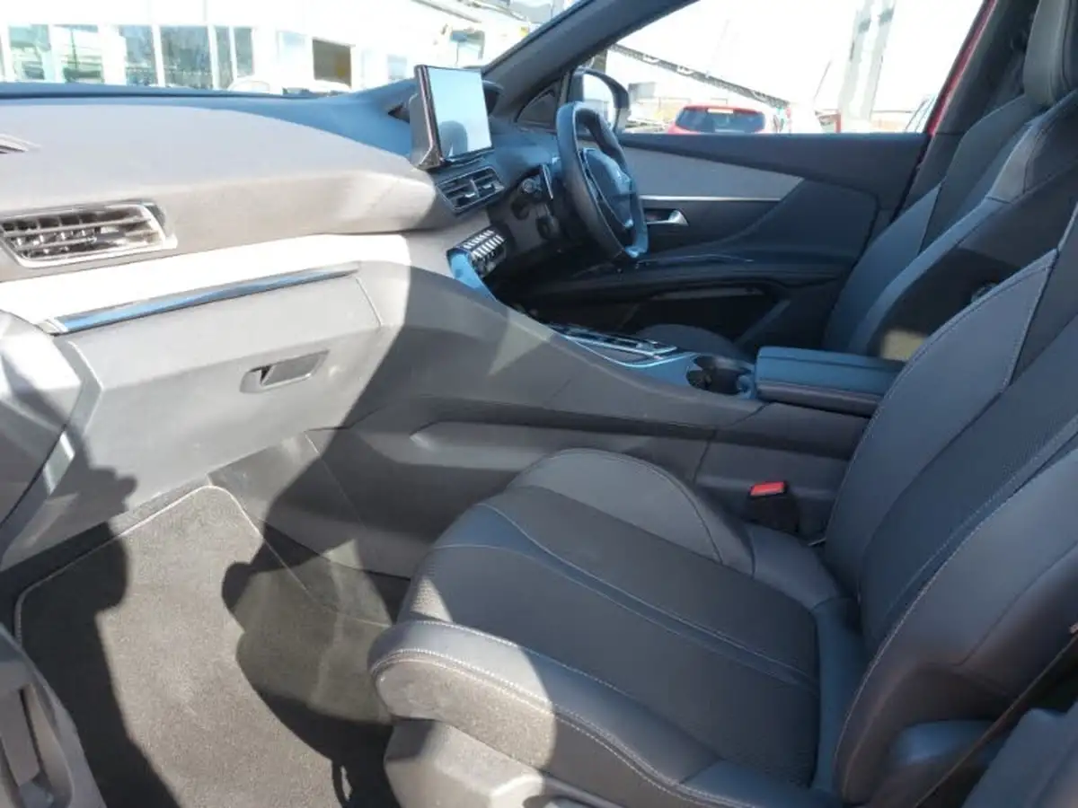 2024-peugeot-3008-suv-12-puretech-gt-136ps-hybrid-e-dsc6-big-4