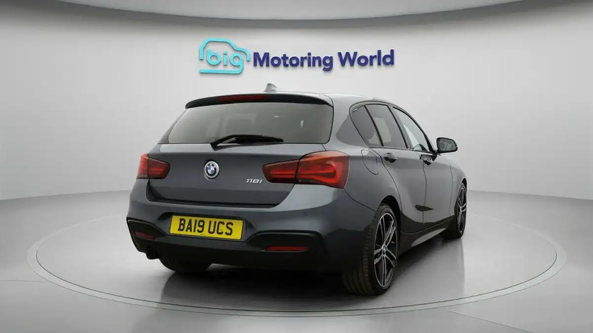 2019-bmw-1-series-15-118i-m-sport-shadow-edition-5d-auto-big-6