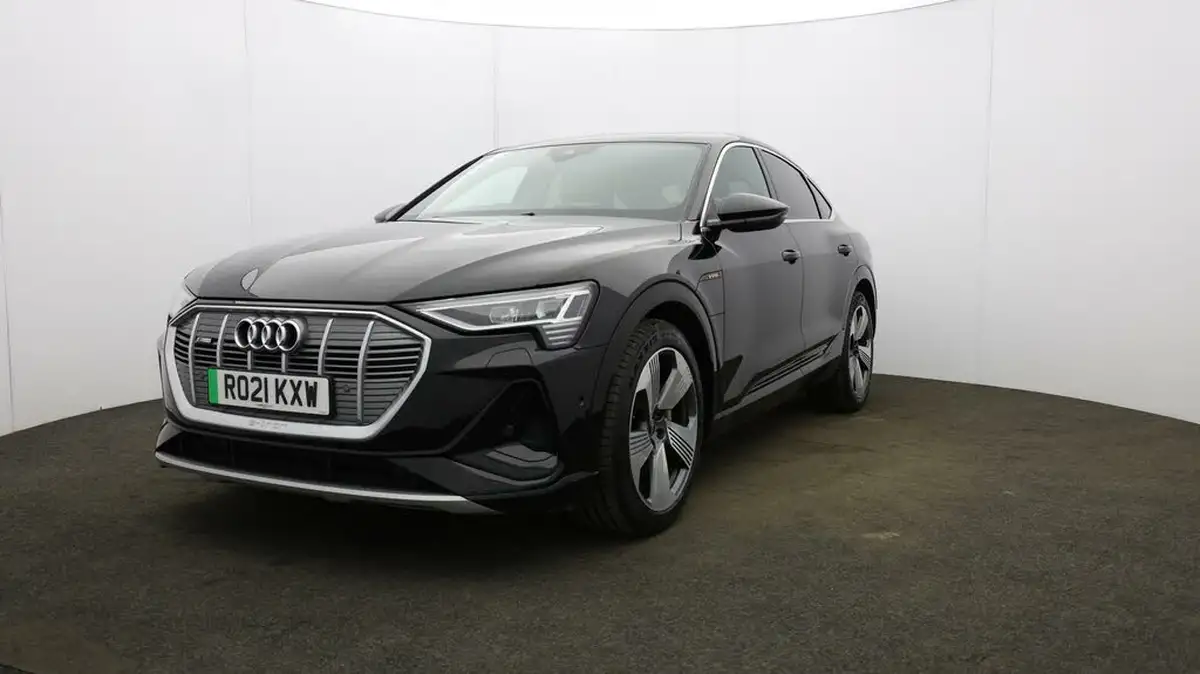 2021-audi-e-tron-50e-s-line-sportback-big-31