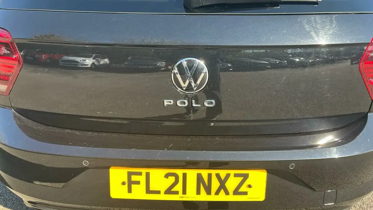 2021-volkswagen-polo-10-tsi-match-big-19