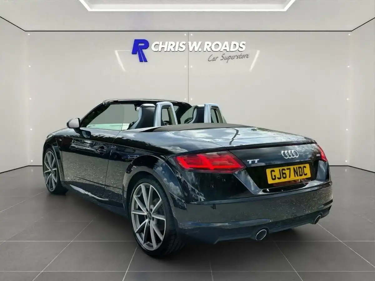 2017-audi-tt-roadster-20tdi-ultra-black-edition-big-1