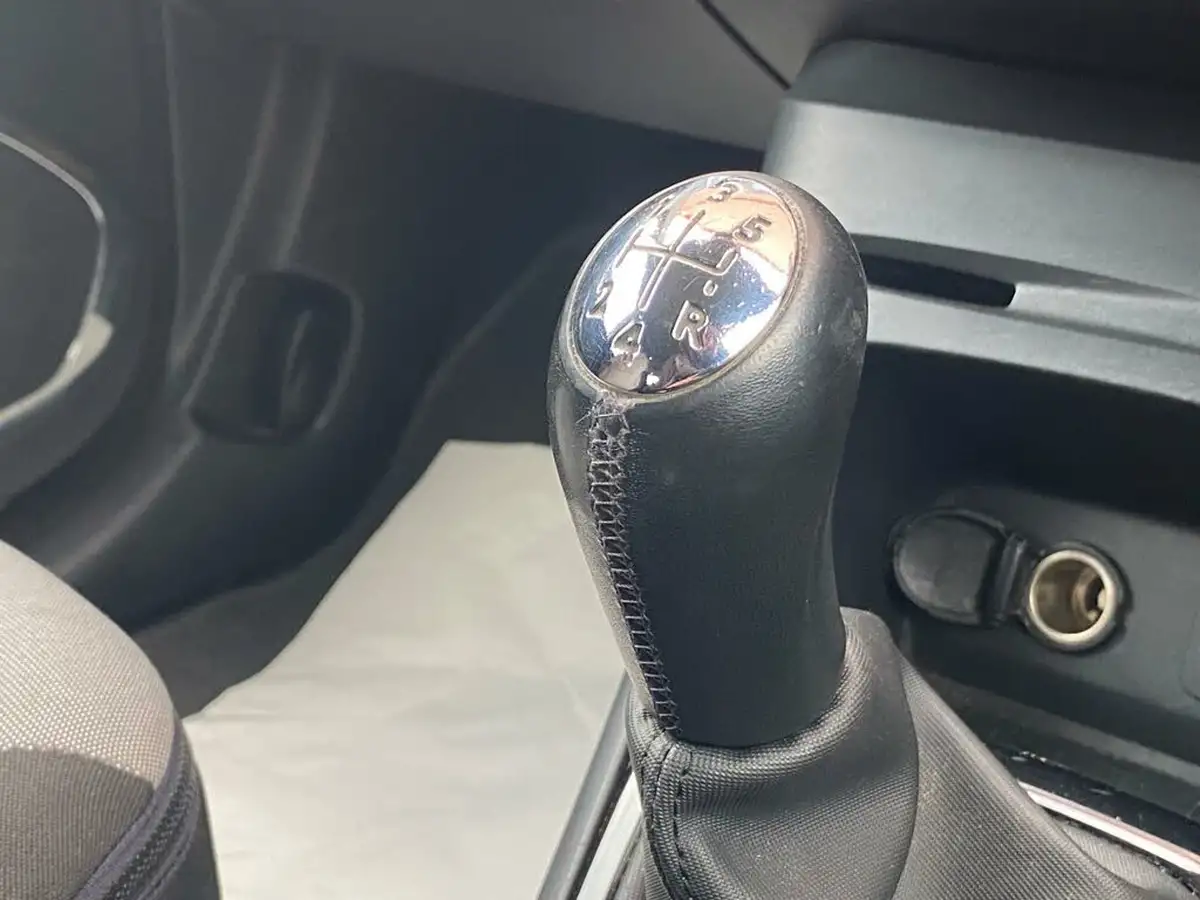2014-renault-captur-15dci-dynamique-s-90bhp-ss-big-55