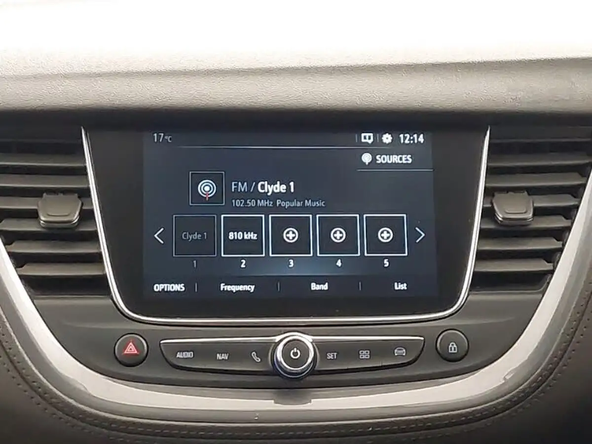 2021-vauxhall-grandland-x-12-griffin-big-9