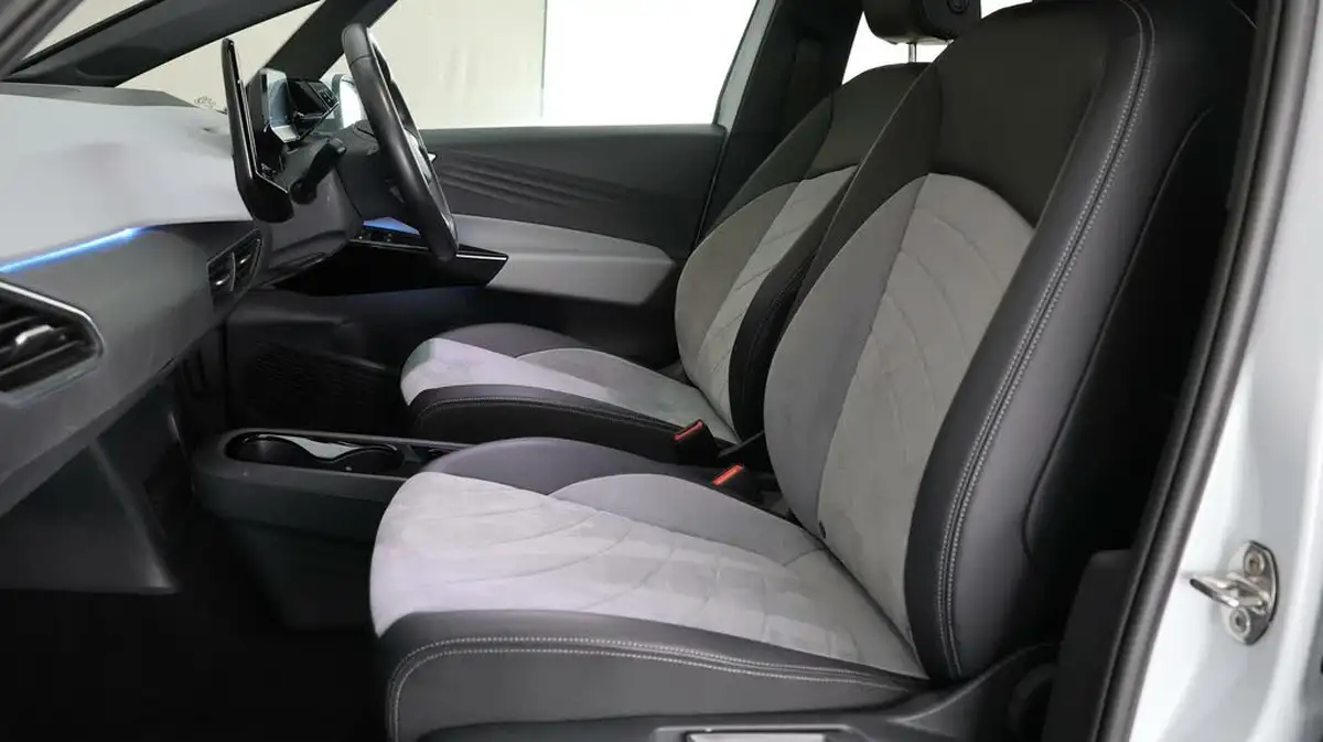 2022-volkswagen-id3-e-family-204ps-performance-big-13