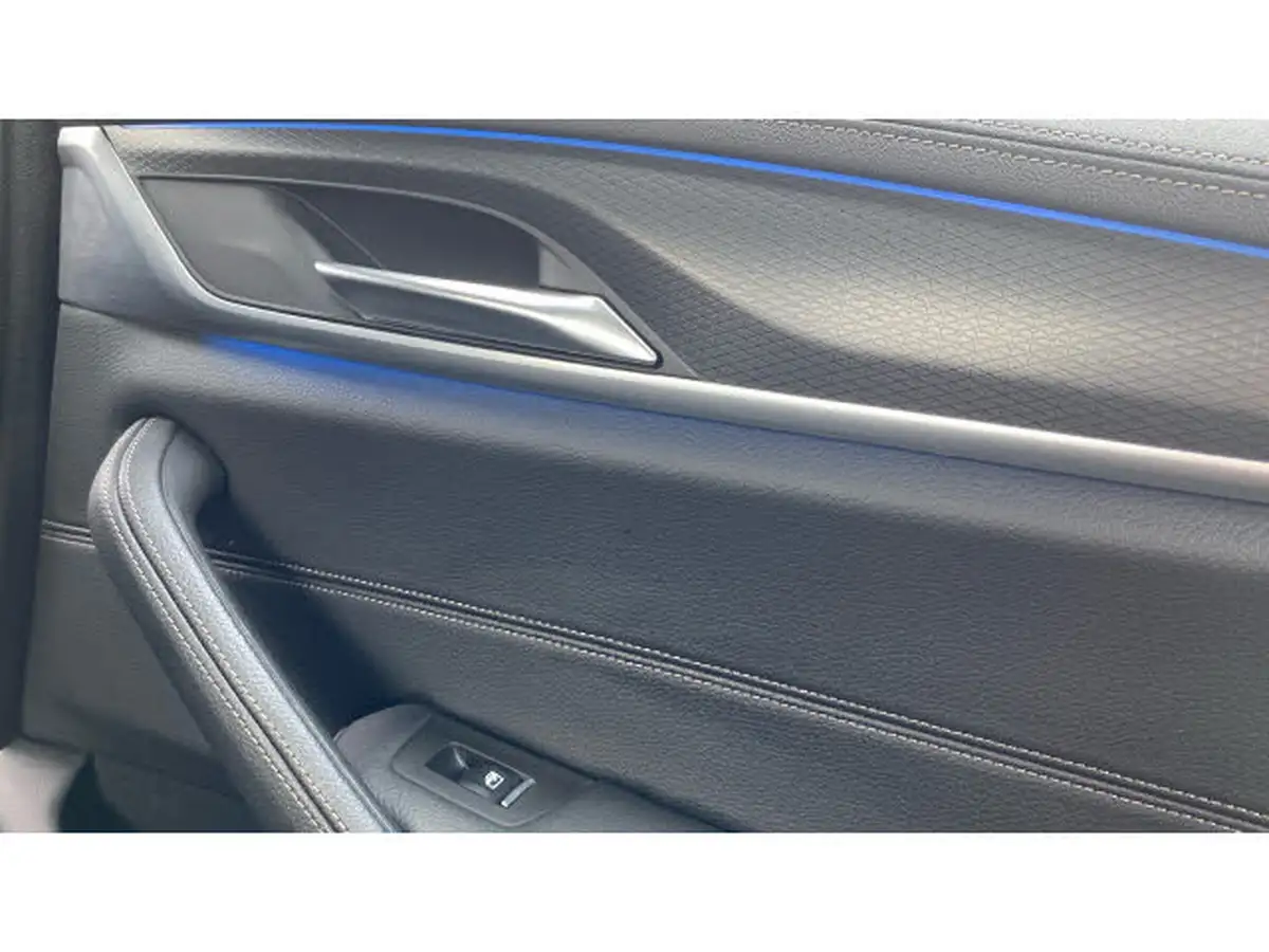 2022-bmw-5-series-20-530e-m-sport-saloon-4d-big-28