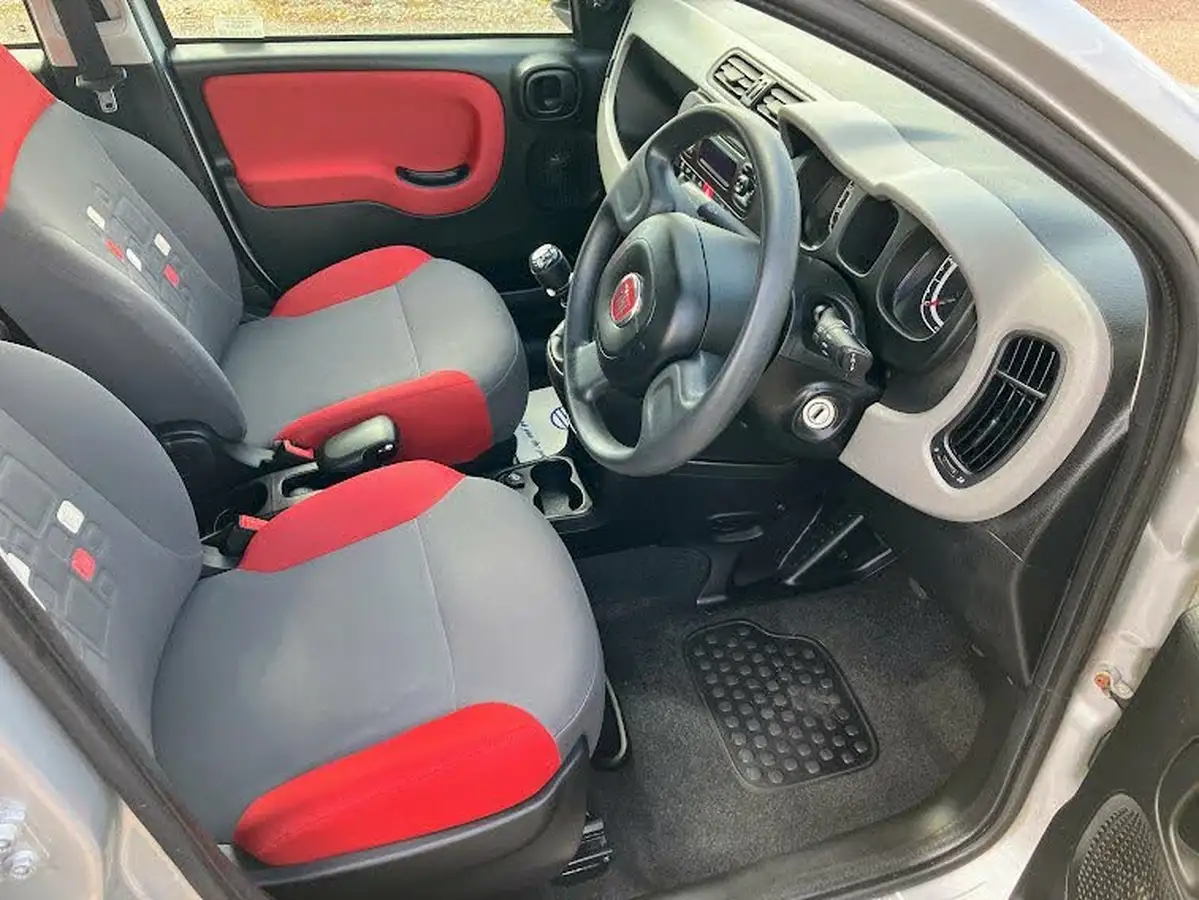 2013-fiat-panda-12-easy-big-8