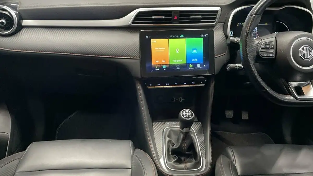 2021-mg-zs-suv-15-vti-tech-exclusive-big-15
